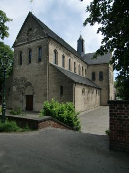 Kaiserswerth : Suitbertus-Stiftsplatz, Basilika St. Suitbertus